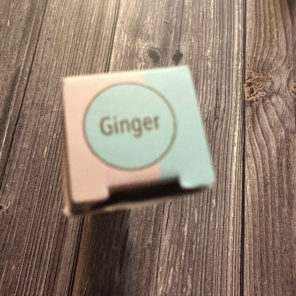 Mommy Makeup Stay Put Lip Cream Rosy Nude - Ginger - Picture 2 of 4